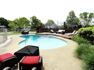 3056 Winding Trails Dr, Edgewood, KY 41017