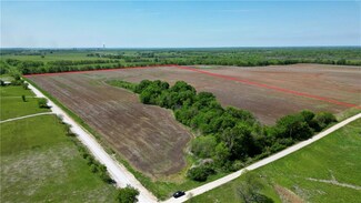 39400 State Line Rd, Linn Valley, KS 66040