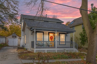 626 Hiscock St, Ann Arbor, MI 48103