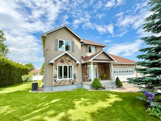 4 Ada Ct, Plattsburgh, NY 12901