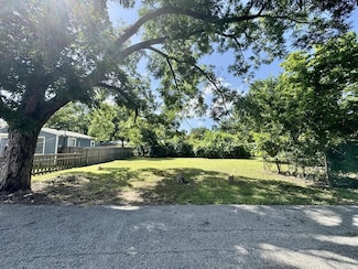 102 Frazier St, Terrell, TX 75160