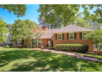 1225 W 67th St, Kansas City, MO 64113