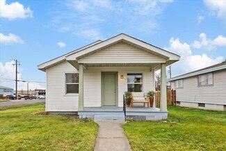 2928 E Hoffman Ave, Spokane, WA 99207