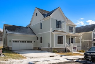24 Senator Bolling Cir, Boston, MA 02124