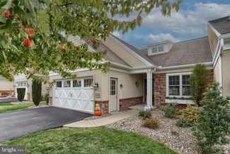 1008 English Dr, Lebanon, PA 17042