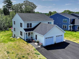 11 Trail's Edge Common, Peterborough, NH 03458