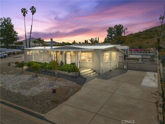 23001 Big Tee Dr, Canyon Lake, CA 92587