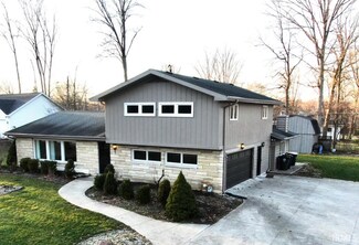 2209 Beechmont Dr, Fort Wayne, IN 46825