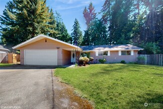 3348 SE Cedar Ct, Port Orchard, WA 98366