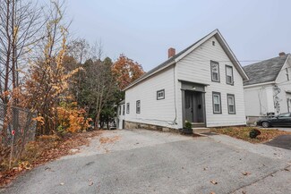 13 Sanders St, Concord, NH 03303