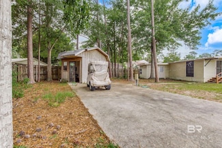 272 Defuniak Cir, Lillian, AL 36549