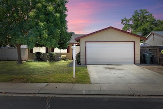 622 Blossom Dr, Manteca, CA 95336