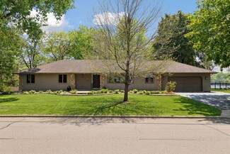 14125 Frontier Ln, Burnsville, MN 55337