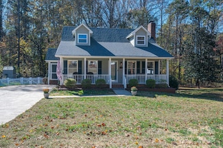 4572 Huntington Dr, Gastonia, NC 28056