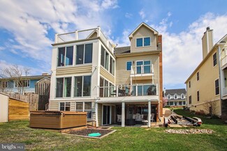 3714 Bay Dr, Edgewater, MD 21037