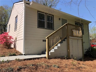 725 S Fork Dr SW, Marietta, GA 30008