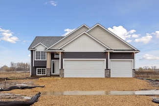 5266 177th St W, Lakeville, MN 55044