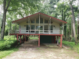 260 Governor Bell Dr, Pointblank, TX 77364
