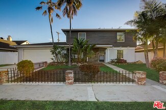 2005 Calvert Ave, Costa Mesa, CA 92626