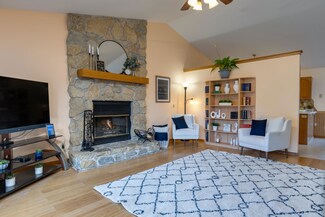 6422 Westin Dr, Madison, WI 53719