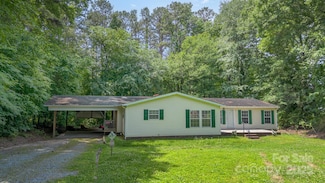 611 W Robinson St, Dallas, NC 28034