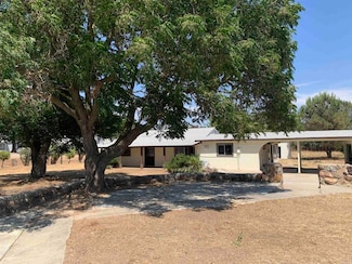 841 Lamar St, Ramona, CA 92065