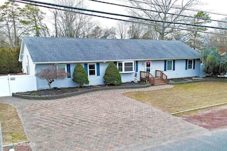 463 Cumberland Blvd, Toms River, NJ 08757