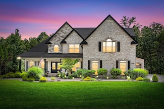 1220 Reda Dr, Clarksville, TN 37042