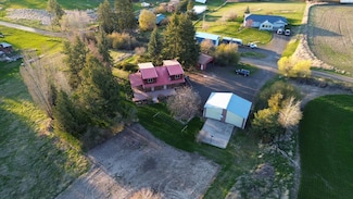900 E Seaman Rd, Tekoa, WA 99033