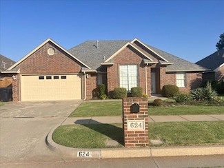 624 Vickery Ave, Yukon, OK 73099