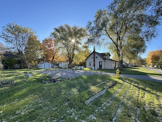 4364 Avenue F, Frenchtown Charter Township, MI 48166