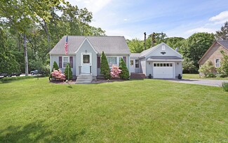 221 W Main St, Dudley, MA 01571