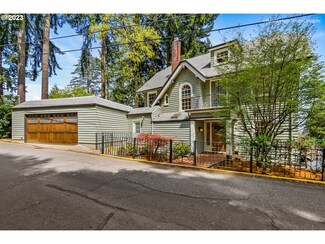 2823 SW Rutland Terrace, Portland, OR 97205