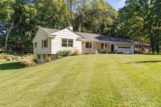 2636 Lydiard Ave, Excelsior, MN 55331