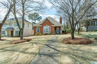 914 Haviland Dr, Vestavia, AL 35216