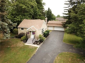 210 Heim Rd, Buffalo, NY 14221
