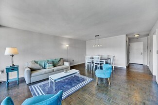 566 Commonwealth Ave Unit 603, Boston, MA 02215