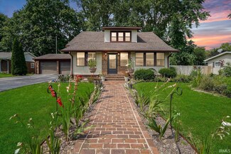 602 Valley Dr, Crawfordsville, IN 47933