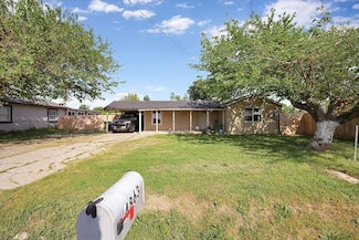 4863 Arboga Rd, Olivehurst, CA 95961