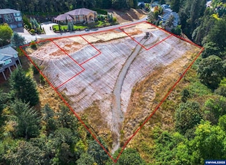 671 Sahalee Ct SE, Salem, OR 97306