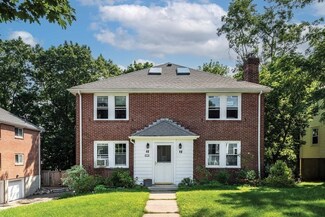 48 Blake St, Newtonville, MA 02460