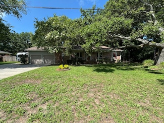 1313 Old Colony Rd, Mount Pleasant, SC 29464