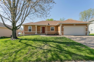 4612 Manhasset Dr, Columbia, MO 65203