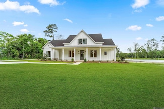 9053 Hillon Hood Rd, Denham Springs, LA 70726