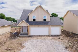 912 2nd St, Perry, KS 66073