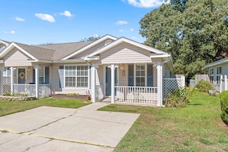 2292 Trailwood Dr, Cantonment, FL 32533