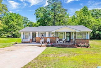 1637 1st St NE, Center Point, AL 35215