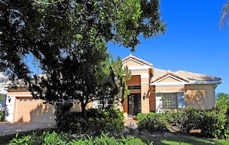 3513 SE Charing Cross Ln, Port Saint Lucie, FL 34952