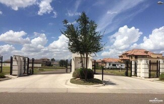 1004 Travis St, Mission, TX 78572