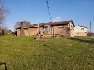 1103 Forest Ave, Vandergrift, PA 15690
